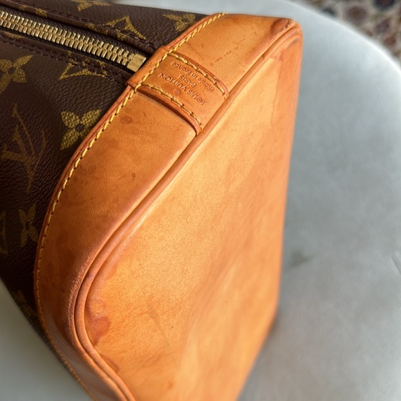 Louis Vuitton Alma bag - Picture 11 of 14